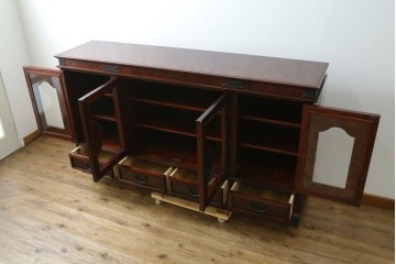 中古　美品!!　岩谷堂箪笥　和洋折衷デザインのサイドボード　定価約100万円　(R-079668)