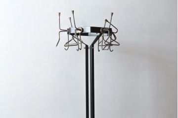 イタリアビンテージ　Lloyd's Antiques(ロイズ・アンティークス)取り扱い　真鍮とアイアンのスタイリッシュなハットスタンド(ポールハンガー、洋服掛け、ハンガーラック、店舗什器、ヴィンテージ)(R-079672)