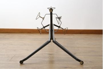 イタリアビンテージ　Lloyd's Antiques(ロイズ・アンティークス)取り扱い　真鍮とアイアンのスタイリッシュなハットスタンド(ポールハンガー、洋服掛け、ハンガーラック、店舗什器、ヴィンテージ)(R-079672)