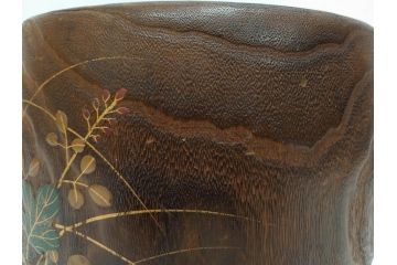 大正〜昭和初期　蒔絵　刳り貫き　菊　雅なデザインが魅力の火鉢(花、丸火鉢、手あぶり、木製、ガラス天板付き)(R-079678)