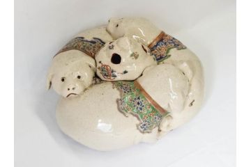 明治期　時代物　清水六兵衛　京焼　在銘作家物　犬の微笑ましい表情に心が癒される香炉(イヌ、仏具、茶道具、裏印、外箱付き)(R-079683)