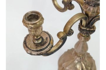 西洋アンティーク　気品あふれるキャンドルスタンド1対(シルバープレート?、燭台、ろうそく立て、蝋燭、2台セット、ペアセット)(R-079686)