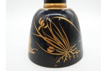 時代物　雅な花のデザインが美しい小鼓(菊、梅、花、金蒔絵、漆、つづみ、鼓胴、革一組2枚、調緒、横調べ、縦調べ、小締、和楽器、打楽器、雅楽、能楽)(R-079689)