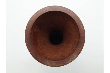 時代物　雅な花のデザインが美しい小鼓(菊、梅、花、金蒔絵、漆、つづみ、鼓胴、革一組2枚、調緒、横調べ、縦調べ、小締、和楽器、打楽器、雅楽、能楽)(R-079689)