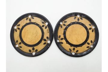 時代物　雅な花のデザインが美しい小鼓(菊、梅、花、金蒔絵、漆、つづみ、鼓胴、革一組2枚、調緒、横調べ、縦調べ、小締、和楽器、打楽器、雅楽、能楽)(R-079689)