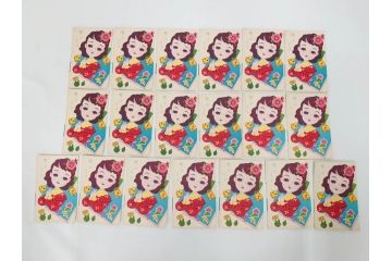 昭和レトロ　新年はがき　女の子　男の子　はがきまとめてセット(絵葉書、年賀状、ハガキ、箱付き、計539枚、8種類、振袖、スキー、凧、お正月、羽子板、少年飛行兵)(R-079690)