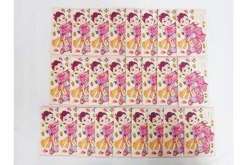 昭和レトロ　新年はがき　女の子　男の子　はがきまとめてセット(絵葉書、年賀状、ハガキ、箱付き、計539枚、8種類、振袖、スキー、凧、お正月、羽子板、少年飛行兵)(R-079690)