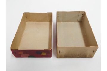 昭和レトロ　新年はがき　女の子　男の子　はがきまとめてセット(絵葉書、年賀状、ハガキ、箱付き、計539枚、8種類、振袖、スキー、凧、お正月、羽子板、少年飛行兵)(R-079690)