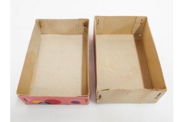 昭和レトロ　新年はがき　女の子　男の子　はがきまとめてセット(絵葉書、年賀状、ハガキ、箱付き、計539枚、8種類、振袖、スキー、凧、お正月、羽子板、少年飛行兵)(R-079690)