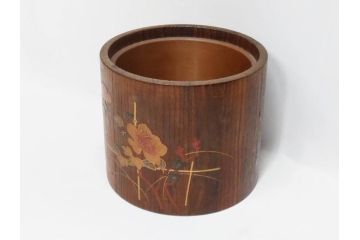 大正〜昭和初期　蒔絵　牡丹　お部屋を上品に演出する火鉢(ぼたん、漆芸、木製、丸火鉢、手あぶり)(R-079692)
