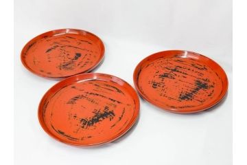 時代物　根来塗　欅(ケヤキ)材　使うほどに味が出てくるお膳3客セット(丸膳、丸盆、木製、朱塗、漆芸、漆器)(R-079694)