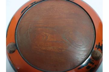 時代物　根来塗　欅(ケヤキ)材　使うほどに味が出てくるお膳3客セット(丸膳、丸盆、木製、朱塗、漆芸、漆器)(R-079694)
