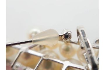 真珠　パール　Pt900(プラチナ)　上品な輝きを放つ帯留(白金、帯留め、着物道具、和装小物、アクセサリー、ブローチ)(R-079695)