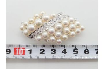 真珠　パール　Pt900(プラチナ)　上品な輝きを放つ帯留(白金、帯留め、着物道具、和装小物、アクセサリー、ブローチ)(R-079695)