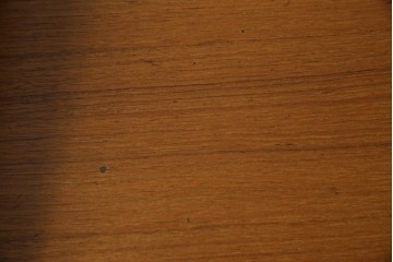 イタリアビンテージ　チーク材　Lloyd's Antiques(ロイズ・アンティークス)取り扱い　収納付き　おしゃれなモダンデザインのデスク　(R-079699)