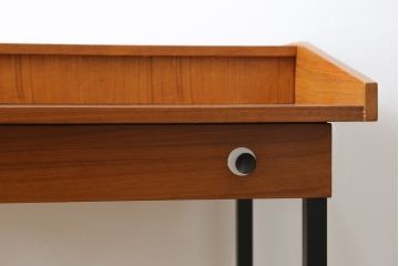 イタリアビンテージ　チーク材　Lloyd's Antiques(ロイズ・アンティークス)取り扱い　収納付き　おしゃれなモダンデザインのデスク(ワークデスク、平机、作業台、在宅用、在宅ワーク用、ヴィンテージ)(R-079699)