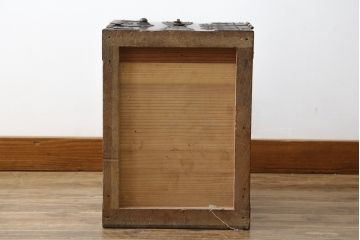和製アンティーク　江戸〜明治　ケヤキ材　重厚な金具が目を引く酒田船箪笥(掛硯型、舟箪笥、小箪笥、小物収納、引き出し)(R-079700)