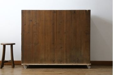 和製アンティーク　前面欅(ケヤキ)材　角手引き手　上質な錠前金具の関西時代箪笥サイドチェスト(関西箪笥、和たんす、衣装タンス、収納箪笥、整理箪笥、引き出し、サイドボード)(R-079704)