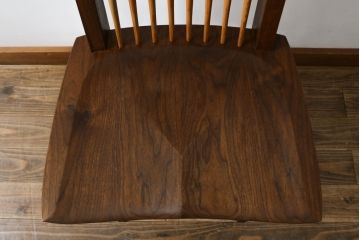 和製ビンテージ　美品　ジョージナカシマ　コノイドチェア(CONOID CHAIR)　CN101　スタイリッシュな佇まいのサイドチェア(ジョージ・ナカシマ、板座チェア、ダイニングチェア、椅子、イス、ヴィンテージ)(R-079710)