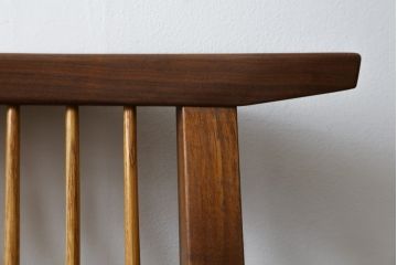 和製ビンテージ　美品　ジョージナカシマ　コノイドチェア(CONOID CHAIR)　CN101　スタイリッシュな佇まいのサイドチェア(ジョージ・ナカシマ、板座チェア、ダイニングチェア、椅子、イス、ヴィンテージ)(R-079712)