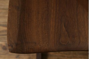 和製ビンテージ　美品　ジョージナカシマ　コノイドチェア(CONOID CHAIR)　CN101　スタイリッシュな佇まいのサイドチェア(ジョージ・ナカシマ、板座チェア、ダイニングチェア、椅子、イス、ヴィンテージ)(R-079712)