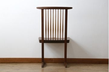 和製ビンテージ　美品　ジョージナカシマ　コノイドチェア(CONOID CHAIR)　CN101　スタイリッシュな佇まいのサイドチェア(ジョージ・ナカシマ、板座チェア、ダイニングチェア、椅子、イス、ヴィンテージ)(R-079712)