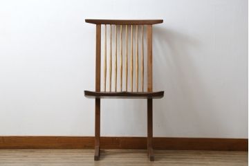 和製ビンテージ　美品　ジョージナカシマ　コノイドチェア(CONOID CHAIR)　CN101　スタイリッシュな佇まいのサイドチェア(ジョージ・ナカシマ、板座チェア、ダイニングチェア、椅子、イス、ヴィンテージ)(R-079713)