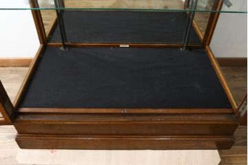 イギリスアンティーク　RUDDUCK　マホガニー材　大型!!　ミラーバック仕様で大切なコレクションを美しく見せるショーケース(ガラスケース、Gケース、陳列棚、飾り棚、コレクションケース、ディスプレイキャビネット、背面ミラー、店舗什器、英国)(R-079714)