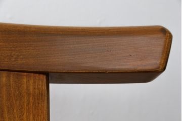 中古　岩手県岩泉・純木家具　心地よい木の風合いが魅力的な角Dチェア(ダイニングチェア、アームレスチェア、板座チェア、椅子、イス)(定価約8万円)(R-079716)