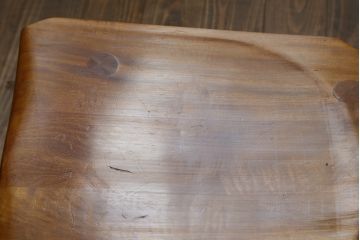中古　岩手県岩泉・純木家具　心地よい木の風合いが魅力的な角Dチェア(ダイニングチェア、アームレスチェア、板座チェア、椅子、イス)(定価約8万円)(R-079716)