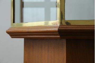 イギリスアンティーク　マホガニー材　おしゃれな真鍮フレームのオクタゴンガラスケース(ショーケース、Gケース、ディスプレイケース、コレクションケース、八角形、飾り棚、陳列棚、店舗什器、英国)(R-079717)