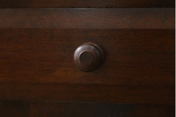 中古　松本民芸家具　立体的なデザインが目を引くA型脇棚(サイドチェスト、引き出し)(定価約15万4千円)(R-079719)
