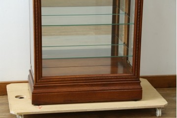 中古　アメリカ製　高級品!!　IDC大塚家具取り扱い　HOWARD MILLER(ハワード・ミラー社)　高級時計メーカーによって手掛けられたキャビネット　定価約70万円　(R-079722)