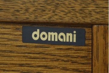中古　美品!!　カリモク家具(karimoku)　domani(ドマーニ)　Morganton(モーガントン)　希少なライトコニャック色!ゴールドの引手がアクセントのサイドテーブル(エンドテーブル、ナイトテーブル、花台、飾り台)(定価約13万5千円)(R-079727)