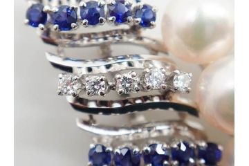 MIKIMOTO(ミキモト)　真珠　パール　K14(14金)　WG(ホワイトゴールド)　流れるようなデザインが優美な帯留め(白色金、帯締め、着物道具、アクセサリー、和装小物、紐付き、ケース付き)(R-079732)