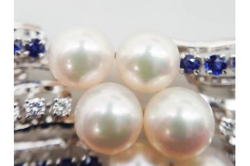 MIKIMOTO(ミキモト)　真珠　パール　K14(14金)　WG(ホワイトゴールド)　流れるようなデザインが優美な帯留め(白色金、帯締め、着物道具、アクセサリー、和装小物、紐付き、ケース付き)(R-079732)