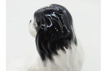 ノリタケ　NORITAKE　スタジオコレクション　狆(チン)　高さ 約10cm　大きな瞳が愛くるしいフィギュリン(犬、Studio Collection、ボーンチャイナ、置物、ディスプレイ、磁器、オブジェ)(R-079733)