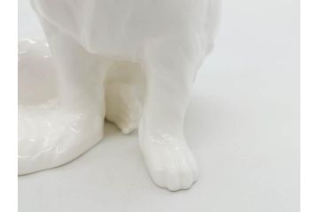 ノリタケ　NORITAKE　スタジオコレクション　狆(チン)　高さ 約10cm　大きな瞳が愛くるしいフィギュリン(犬、Studio Collection、ボーンチャイナ、置物、ディスプレイ、磁器、オブジェ)(R-079733)
