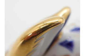 イギリス　ROYAL CROWN DERBY(ロイヤルクラウンダービー)　ペーパーウェイト　猫　うさぎ　繊細で華やかな色彩に心ときめくフィギュリン2点セット(ねこ、ネコ、兎、ウサギ、金彩、置物、磁器、ボーンチャイナ、オブジェ、ディスプレイ、英国)(R-079734)