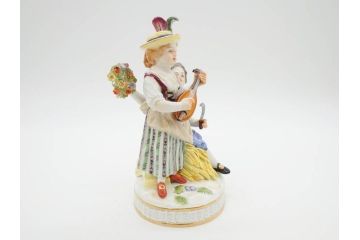 ドイツ　マイセン　Meissen　シェーンハイト　四季の寓意シリーズ　夏　匠の美技に見惚れるフィギュリン(少女、少年、農作業、金彩、置物、ディスプレイ、磁器、オブジェ)(R-079735)