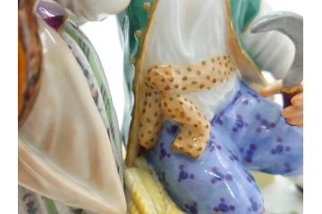 ドイツ　マイセン　Meissen　シェーンハイト　四季の寓意シリーズ　夏　匠の美技に見惚れるフィギュリン(少女、少年、農作業、金彩、置物、ディスプレイ、磁器、オブジェ)(R-079735)