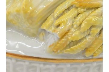 ドイツ　マイセン　Meissen　シェーンハイト　四季の寓意シリーズ　夏　匠の美技に見惚れるフィギュリン(少女、少年、農作業、金彩、置物、ディスプレイ、磁器、オブジェ)(R-079735)
