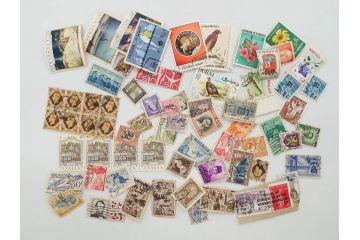 ディズニー　グレナダ　スペイン　キューバ　バチカン　フランス　アメリカ　チェコなど　外国切手まとめてセット(宇宙、馬、猫、犬、鳥、魚、花、植物、人物、車、飛行機、オリンピック、使用済み切手、切手帳)(R-079738)