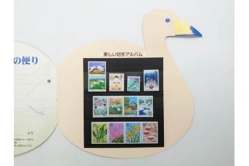 未使用切手　シート　バラ　額面92,111円　切手まとめてセット(20世紀デザイン、オリンピック、日本万国博覧会、天皇皇后両陛下御訪欧記念、ふみの日、ゆうペーン、ふるさと切手、美空ひばり、アンパンマン、ミッフィー、ウルトラマン、記念切手、切手コレクション)(R-079740)