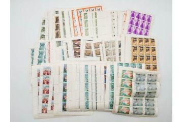 未使用切手　シート　バラ　額面483,182円　切手まとめてセット(ふるさとの花、国民体育大会記念、ドラえもん、キティ、スヌーピー、ディズニー、相撲絵シリーズ、記念切手、切手コレクション)(R-079742)