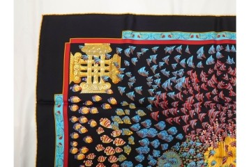 フランス　HERMES(エルメス)　カレ90　RENCONTRE OCEANE(大西洋の出会い)　色鮮やかなシルクのスカーフ　外箱付き　(R-079743)