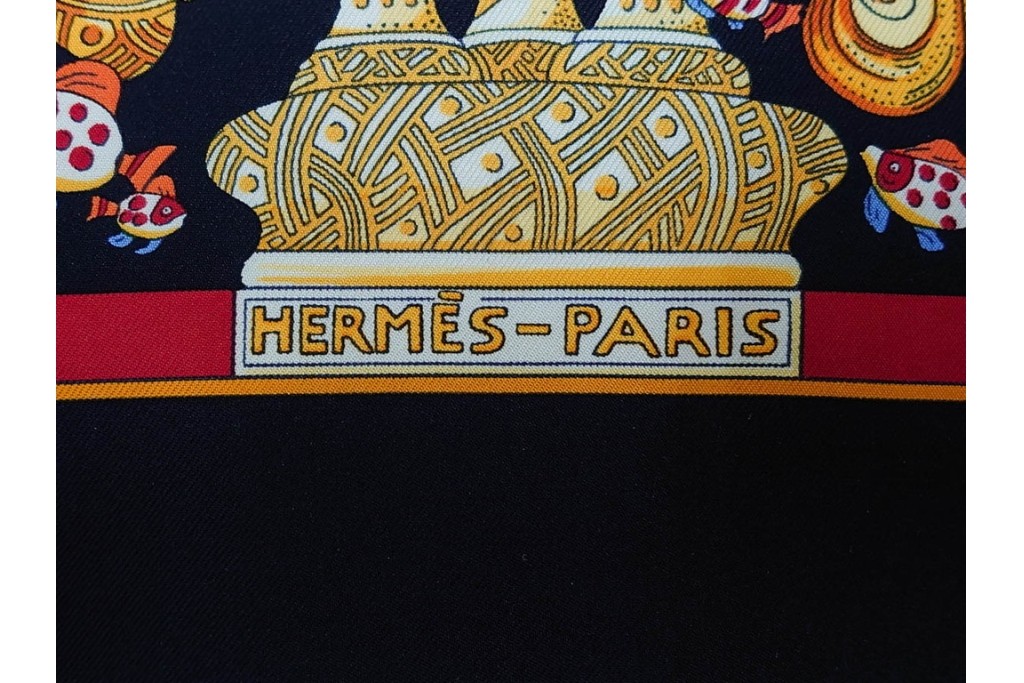 フランス　HERMES(エルメス)　カレ90　RENCONTRE OCEANE(大西洋の出会い)　色鮮やかなシルクのスカーフ　外箱付き　(R-079743)