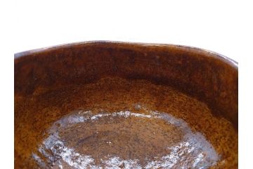 九代 大樋長左衛門　飴釉　約13cm　4.1寸　艶やかな釉薬が美しい見事な茶碗(茶器、抹茶碗、茶道具、和食器、煎茶道具、鵬雲斎書付、大樋焼、落款印、四寸一分、茶巾付き、共箱付き)(R-079744)　