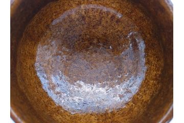 九代 大樋長左衛門　飴釉　約13cm　4.1寸　艶やかな釉薬が美しい見事な茶碗(茶器、抹茶碗、茶道具、和食器、煎茶道具、鵬雲斎書付、大樋焼、落款印、四寸一分、茶巾付き、共箱付き)(R-079744)　