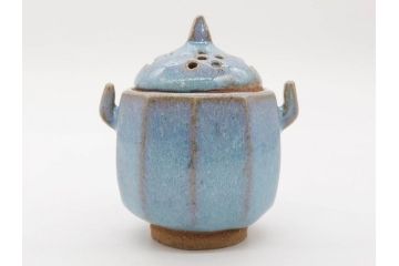 中里重利　鈞窯　水色の釉薬に魅せられる香炉(三玄窯、香爐、唐津焼、仏具、茶道具、落款印、共箱付き)(R-079747)